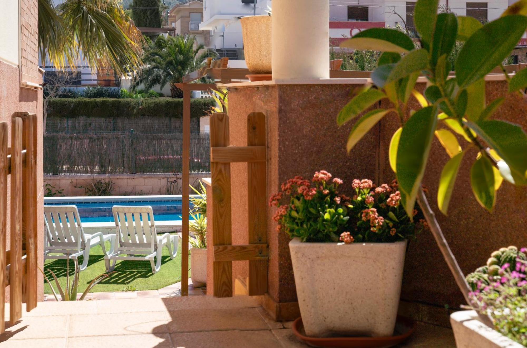 Villa Casa Con Piscina Privada De Agua Salada La Guardia de Jaén Exterior foto
